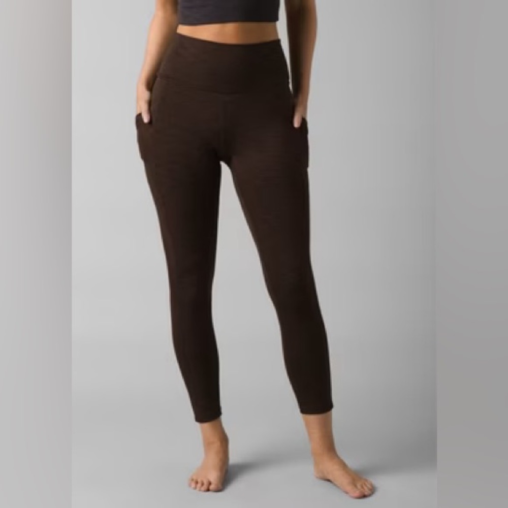 Woman’s Becksa 7/8 leggings